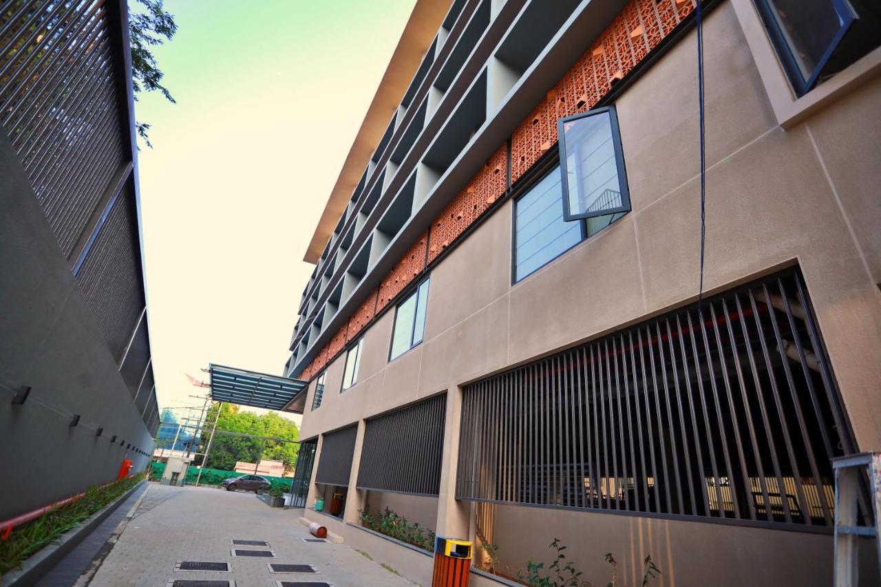E.05 City Inn Alwaye Εξωτερικό φωτογραφία